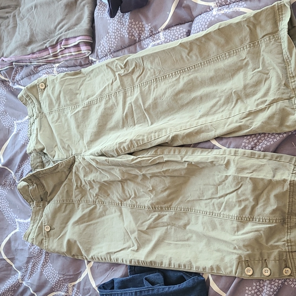 Pair of olive green khakis capris
